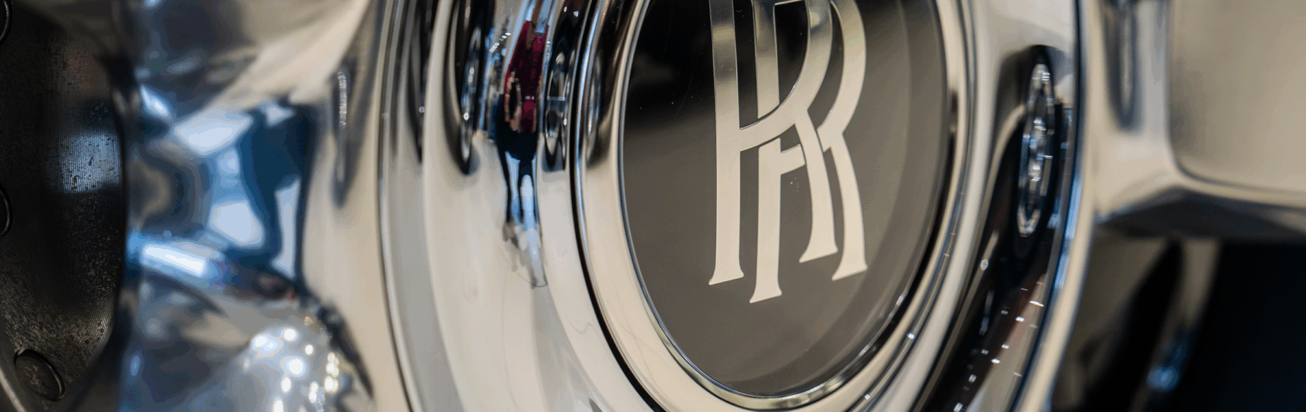 rolls-royce-cullinan-black-badge