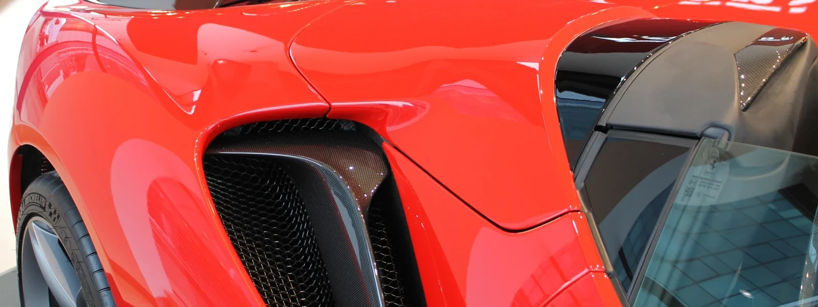 ferrari-sf90-spider
