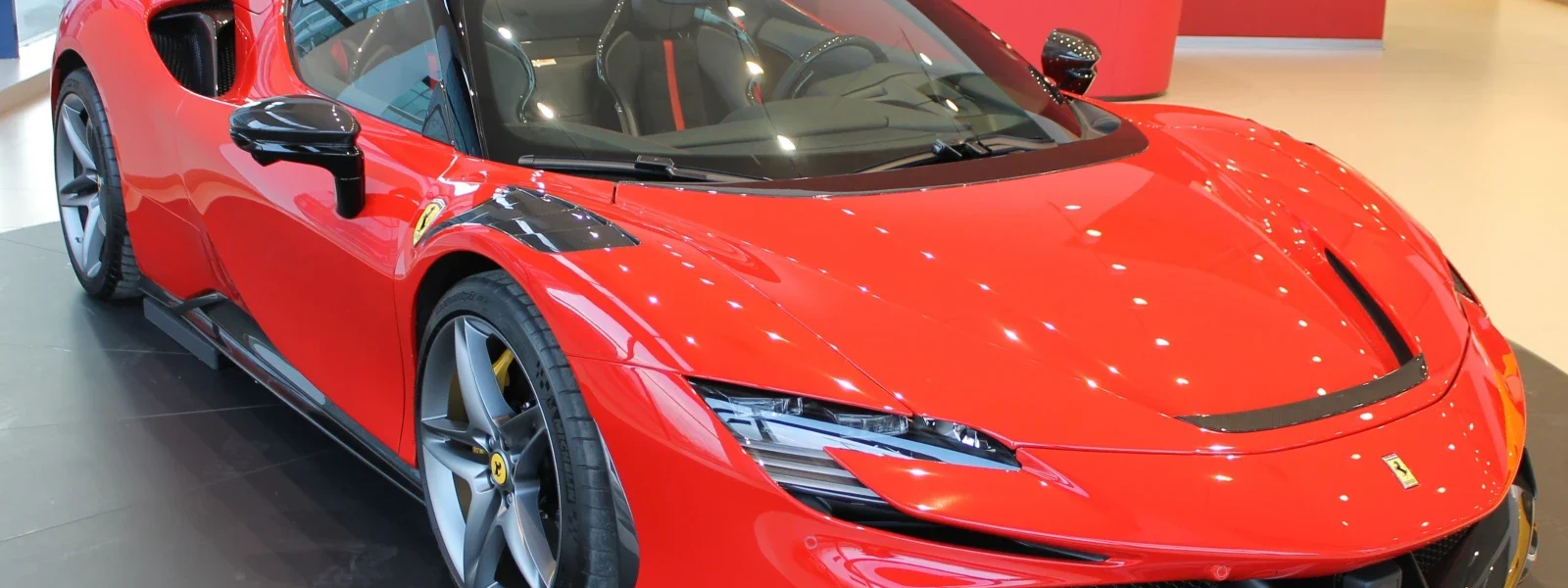 ferrari-sf90-spider